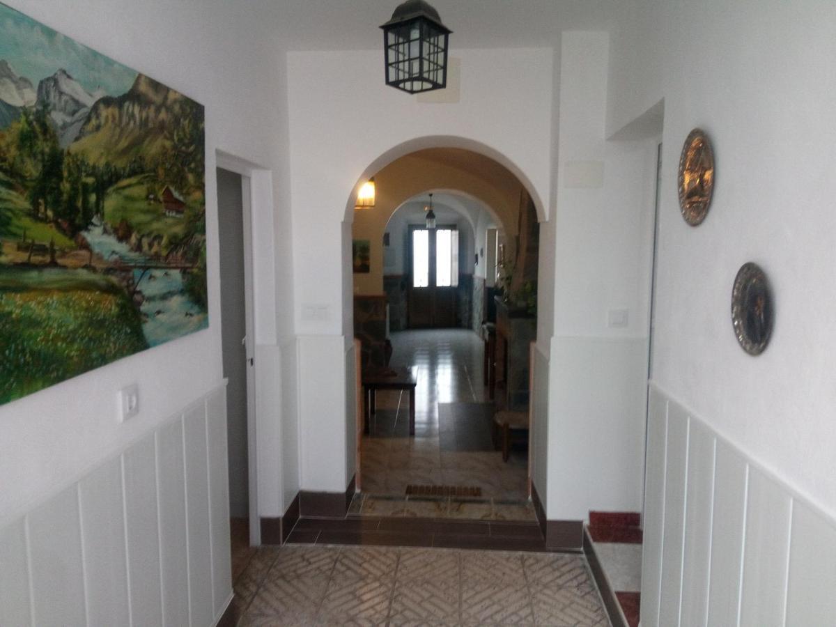 Villa Casa Vasco Jerez De Los Caballeros Exterior foto